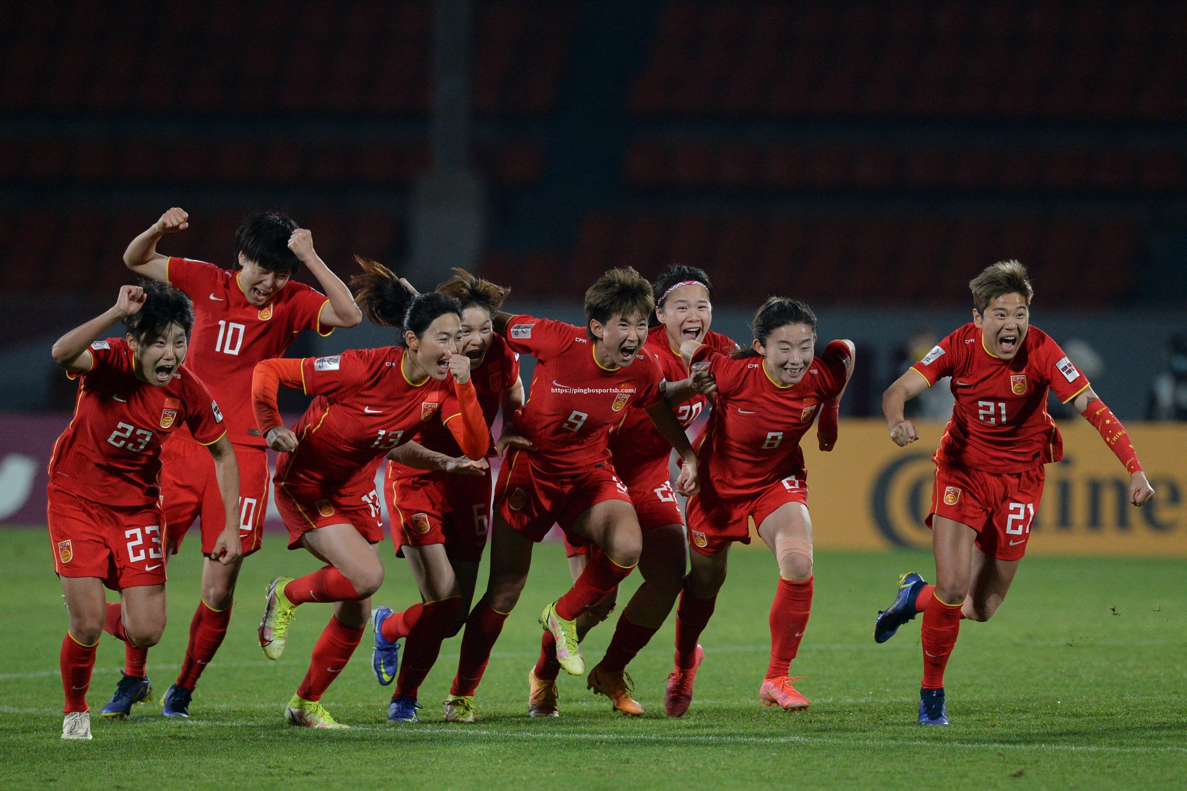 国际女子足球赛事中，中国队获得亮眼表现